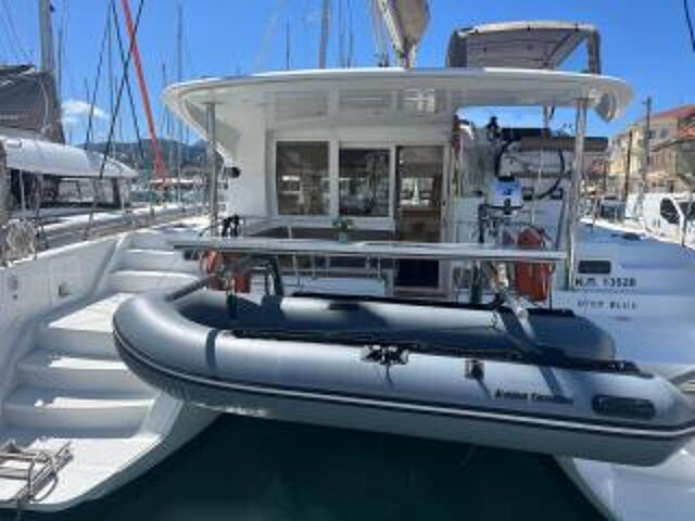 Lagoon 39 - 4 + 2 cab. Deep Blue