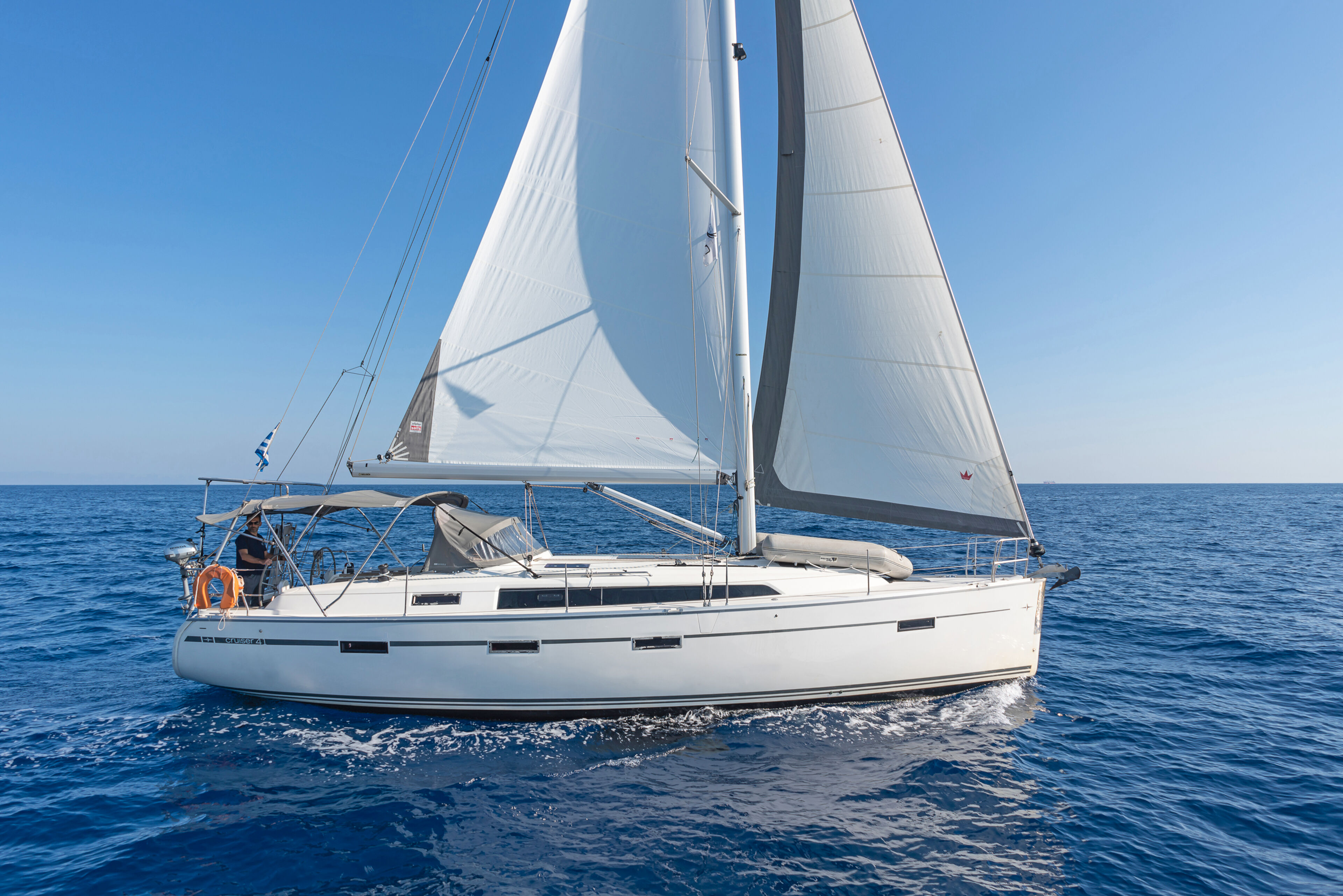 Bavaria Cruiser 41 - 3 cab. Blue Pearl