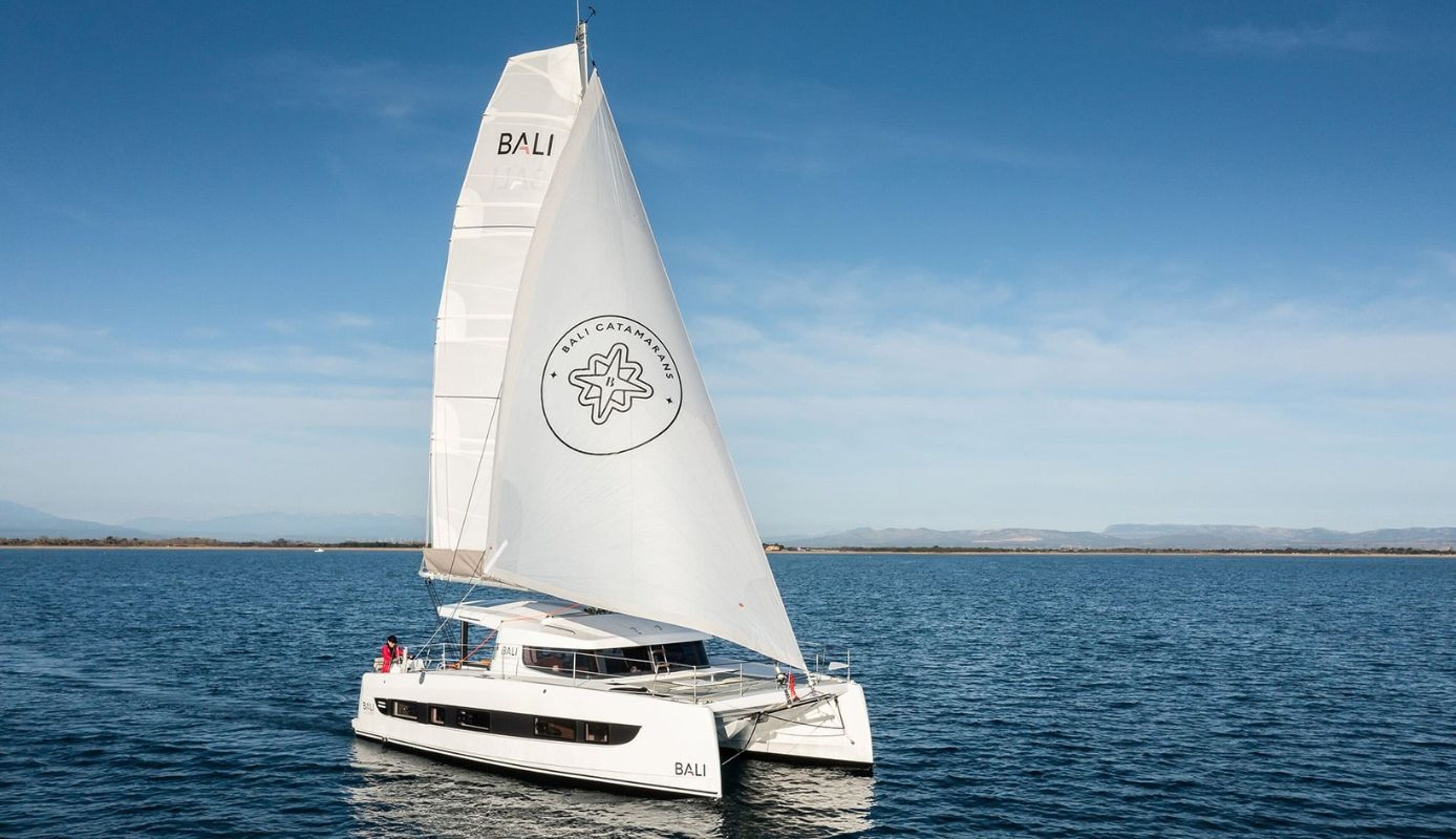 Bali Catsmart - 4 + 2 cab. Northcat 38
