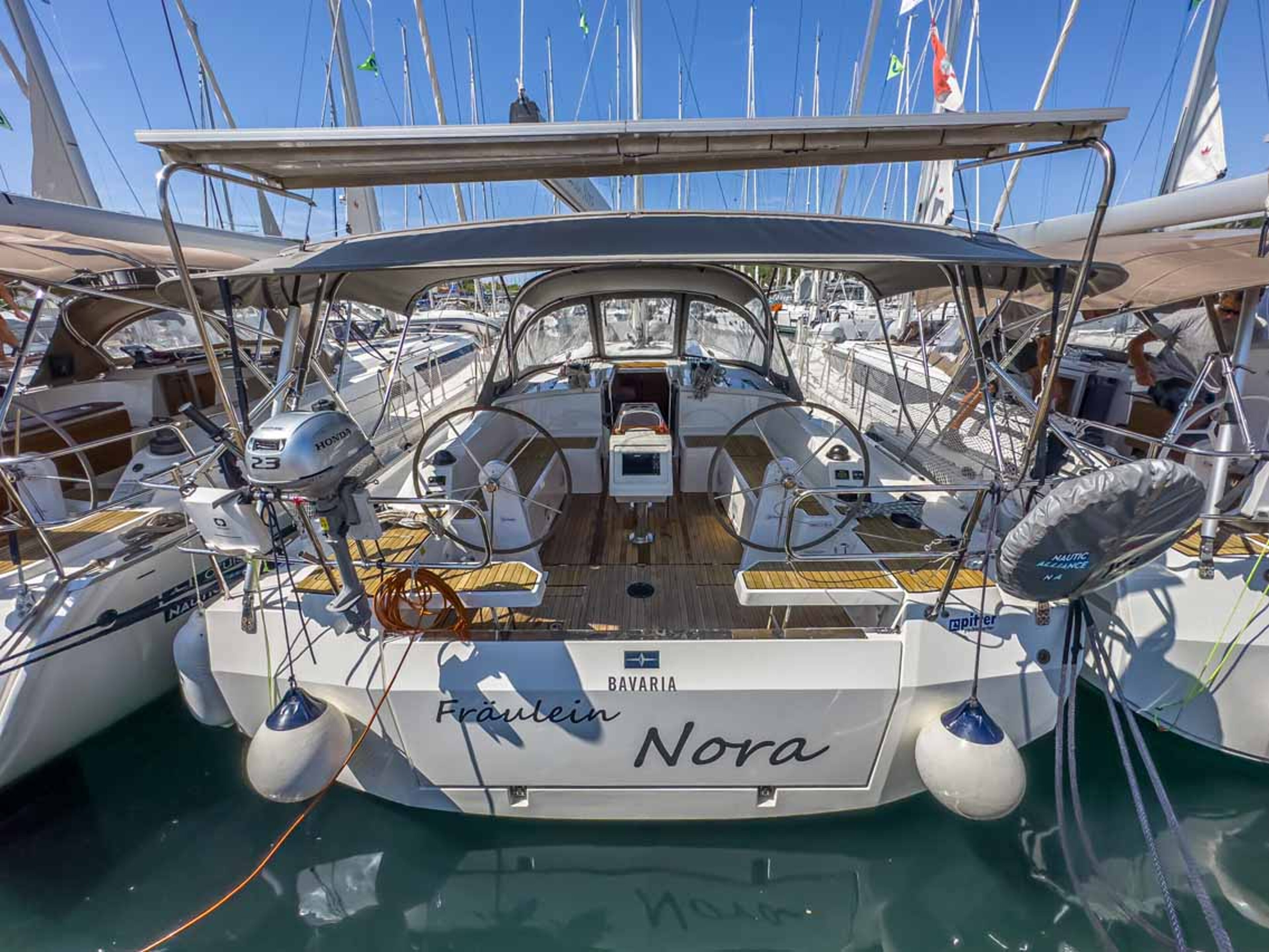 Bavaria C42 Fräulein Nora
