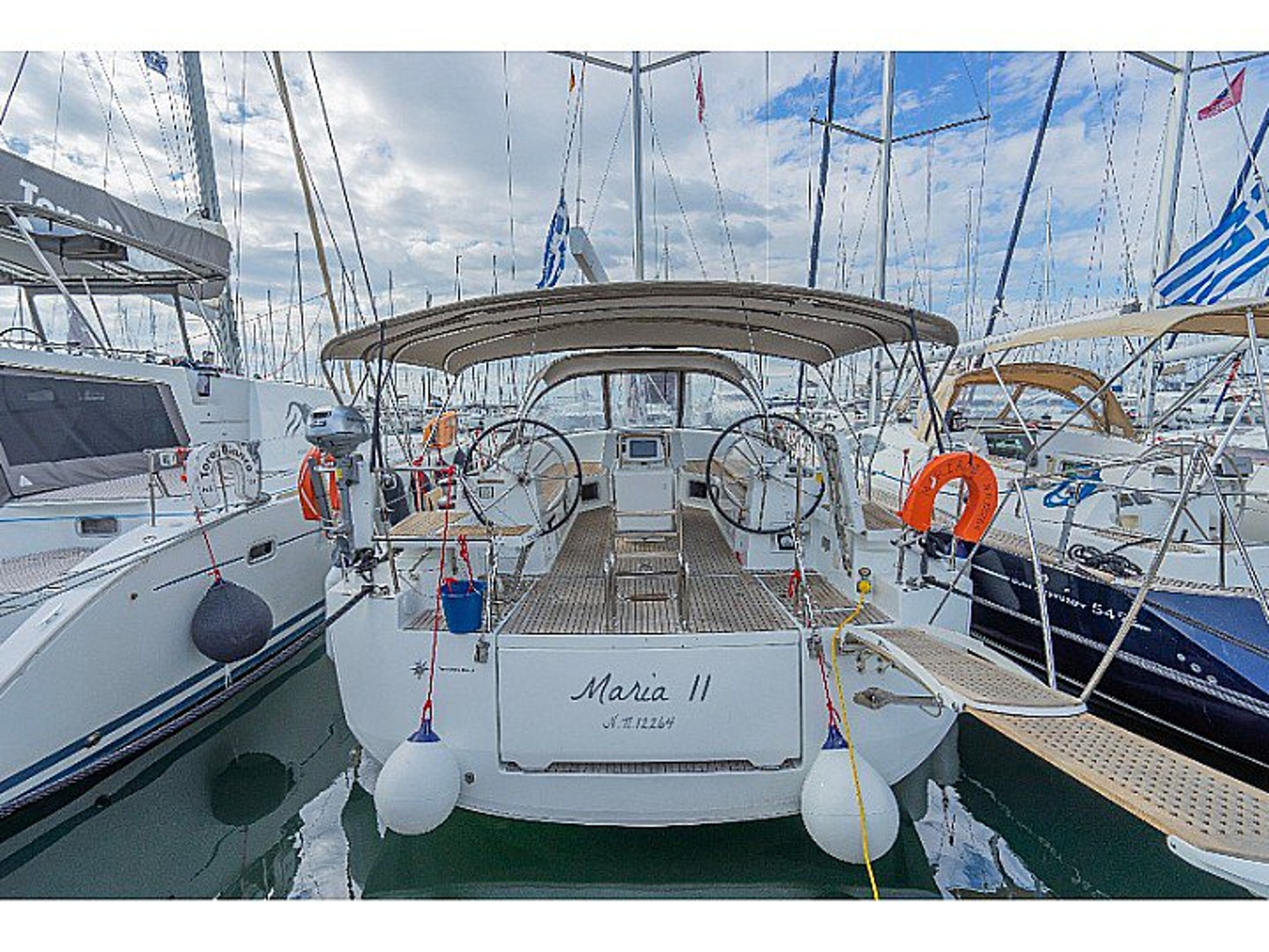 Jeanneau 54 - 5 + 1 cab.	 Maria II