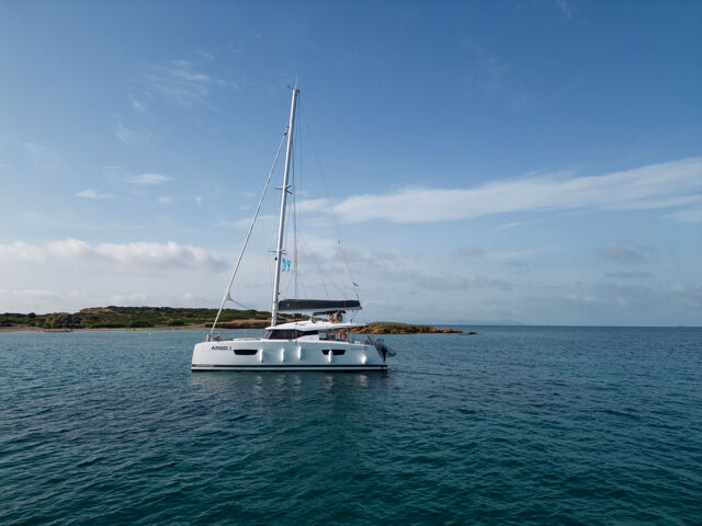 Fountaine Pajot Astrea 42 - 4 + 2 cab. Argo I