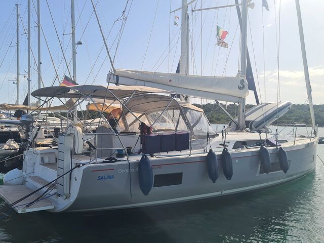 Oceanis 46.1 Performance Line - 3 cab. Salina