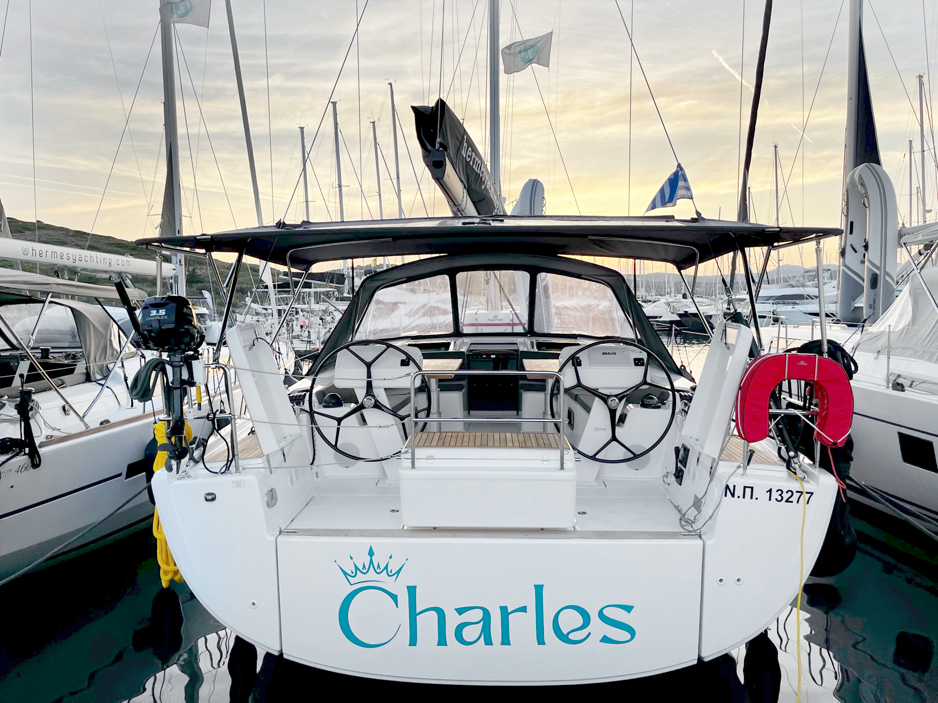 Hanse 508 - 5 + 1 cab. Charles