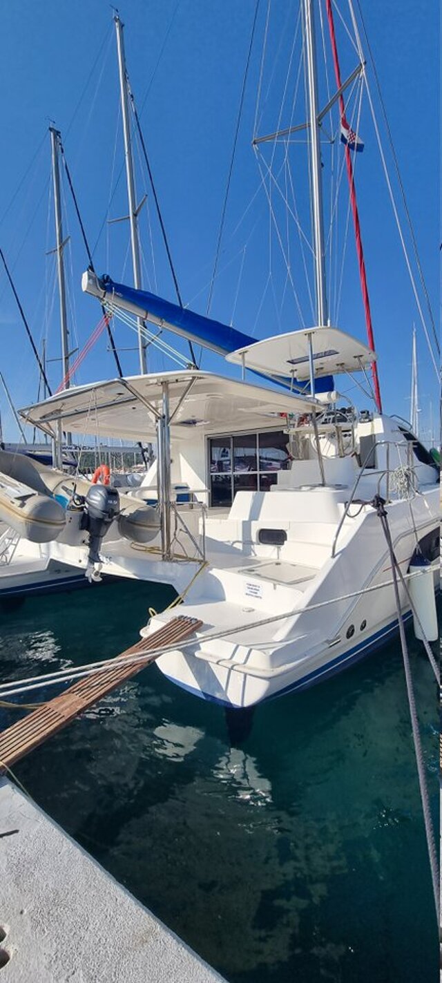 Leopard 44 - 4 + 2 cab. What Else