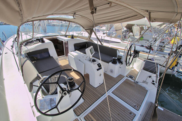 Sun Odyssey 490 - 5 cab. Menelaos