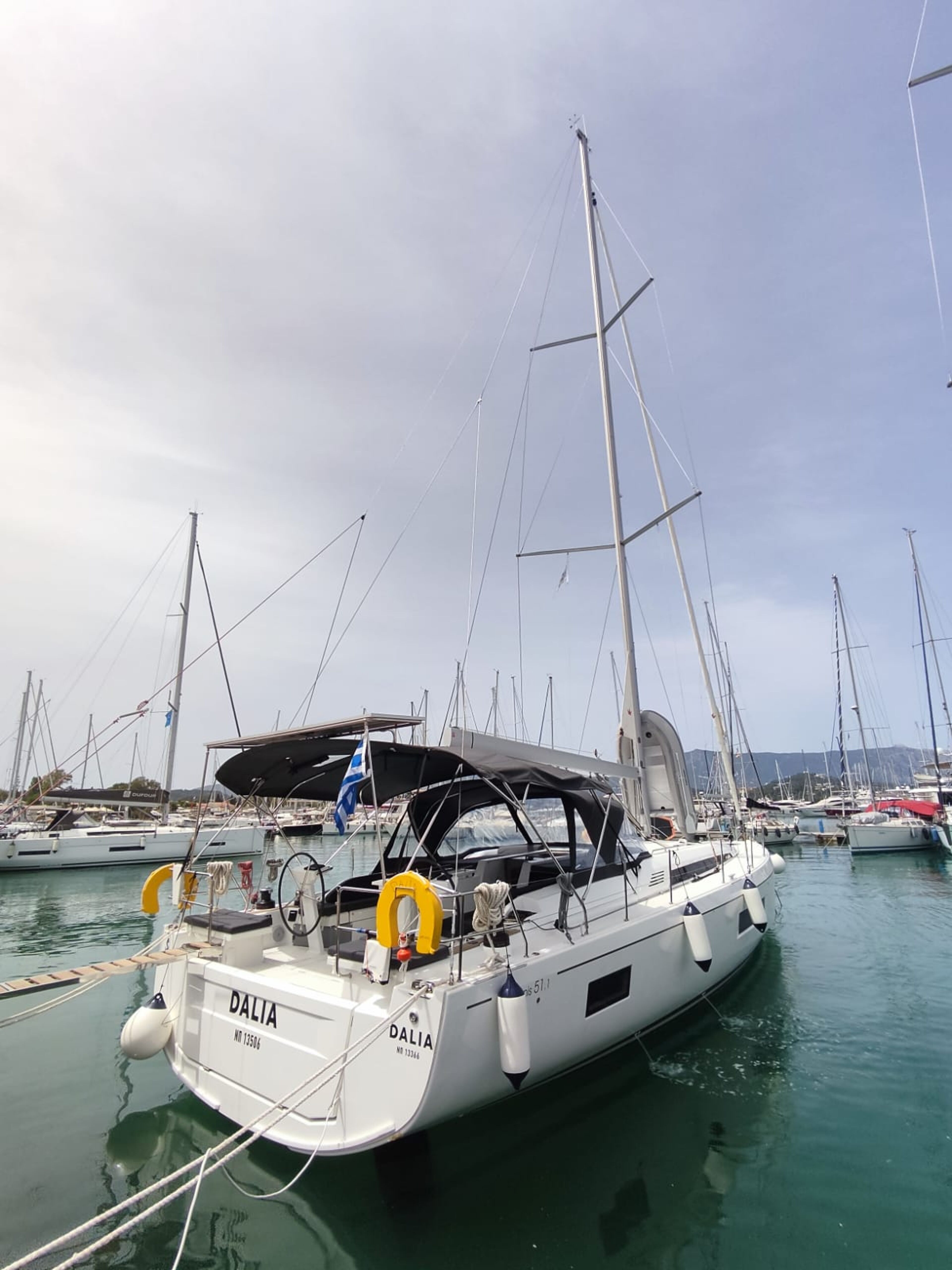 Oceanis 51.1 - 5 + 1 cab. Dalia