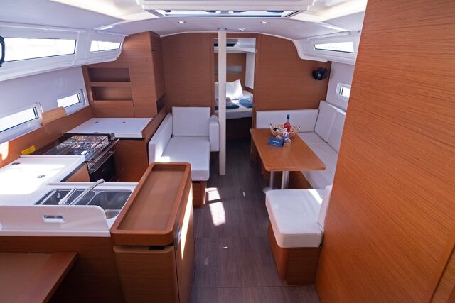 Sun Odyssey 410 - 3 cab. Midnight Kiss
