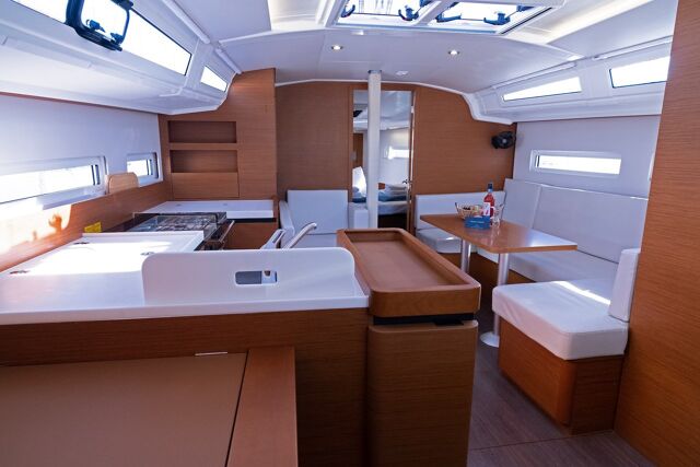 Sun Odyssey 410 - 3 cab. Midnight Kiss