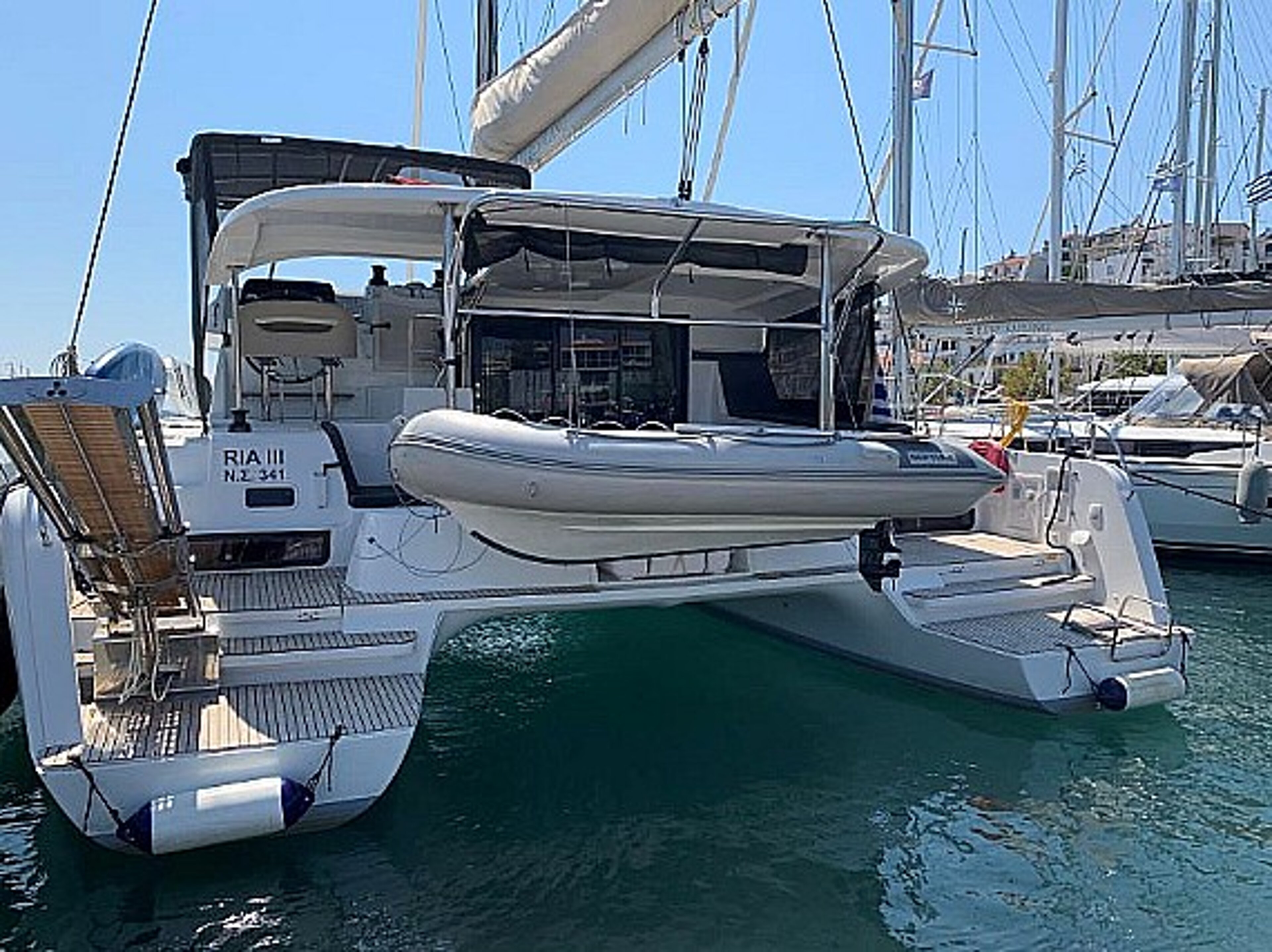 Lagoon 42 - 4 + 2 cab. Ria III