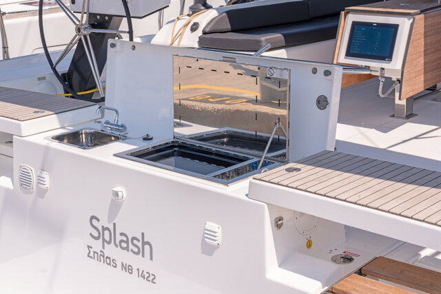 Dufour 530 - 5 + 1 cab. SPLASH