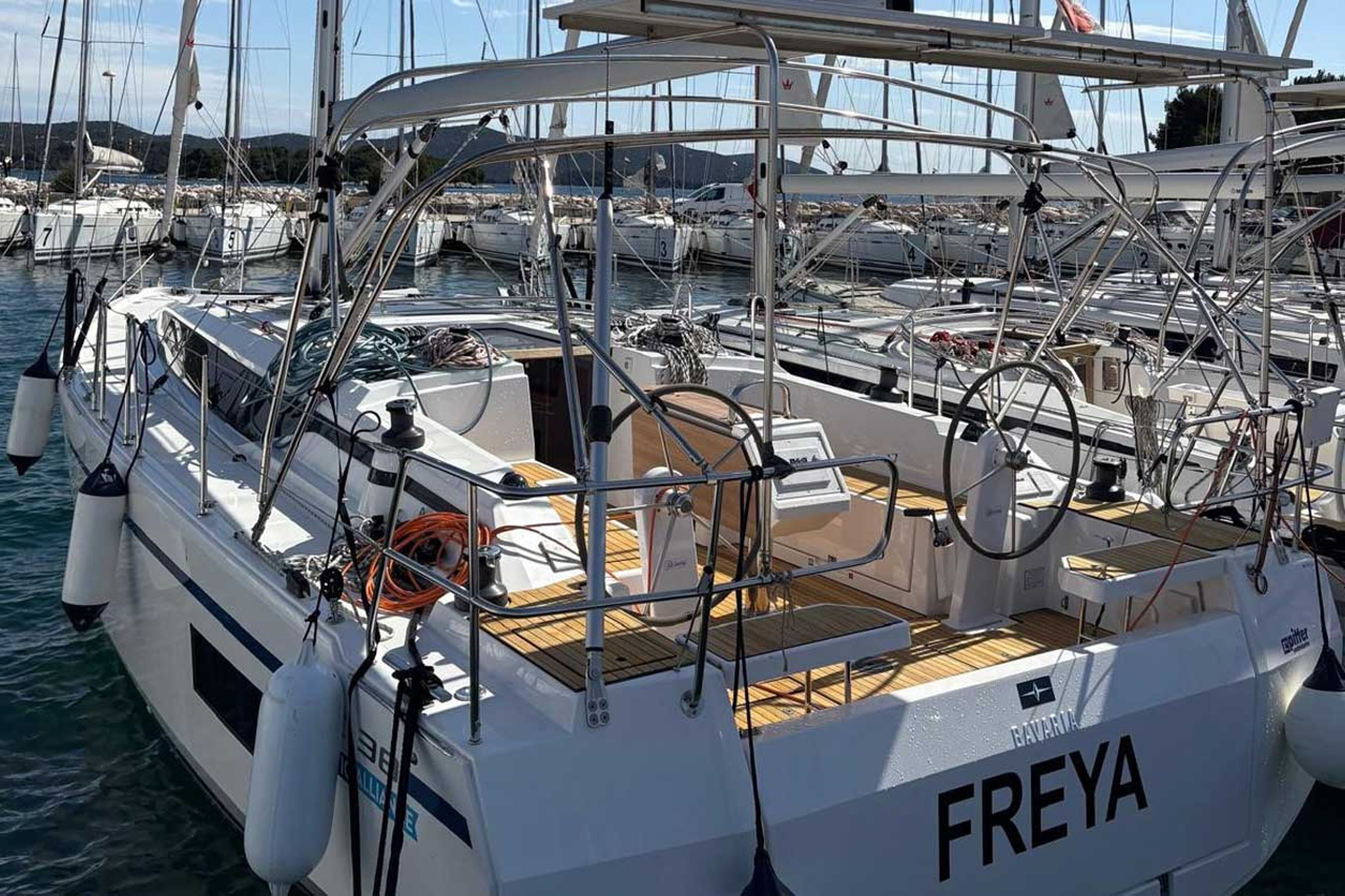 Bavaria C38 Freya
