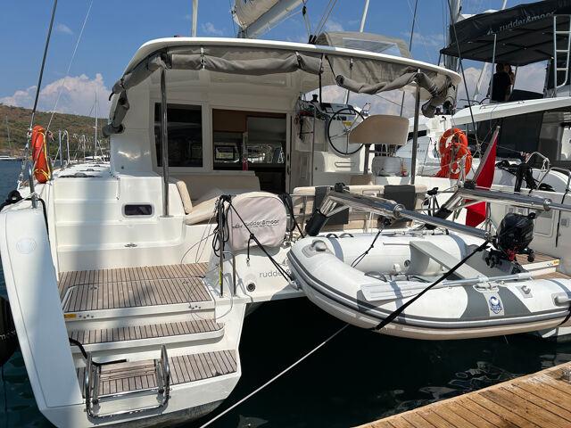 Lagoon 40 - 4 + 1 cab. Mithra