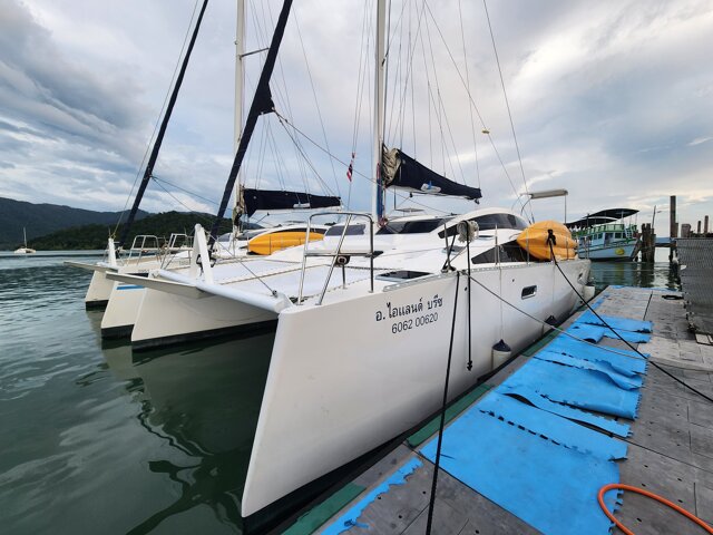 Island Spirit 38 - 4 cab. Island Breeze