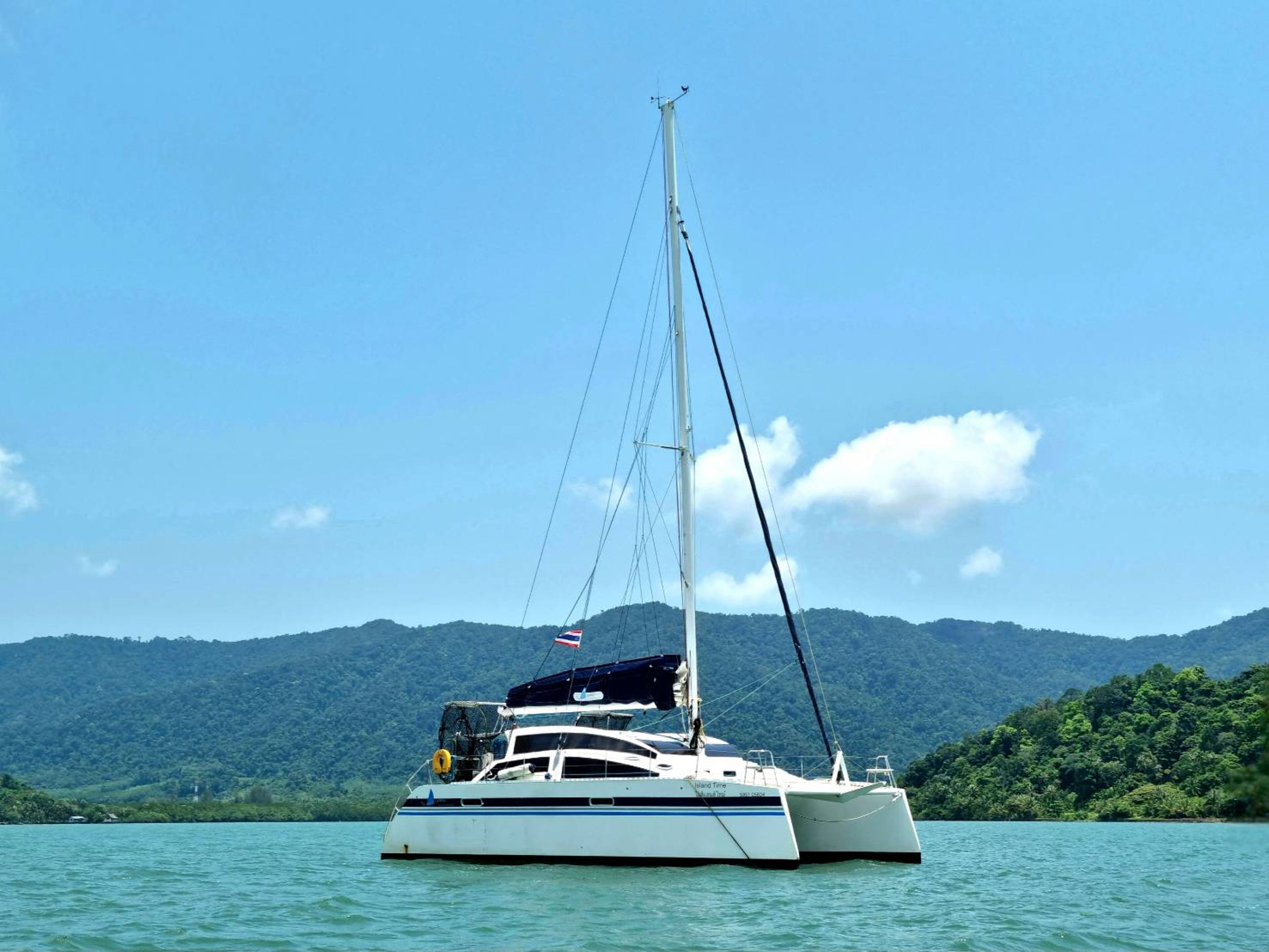 Island Spirit 38 - 4 cab. Island Time