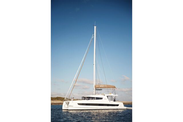 Bali 4.2 - 4 + 1 cab. Serenity