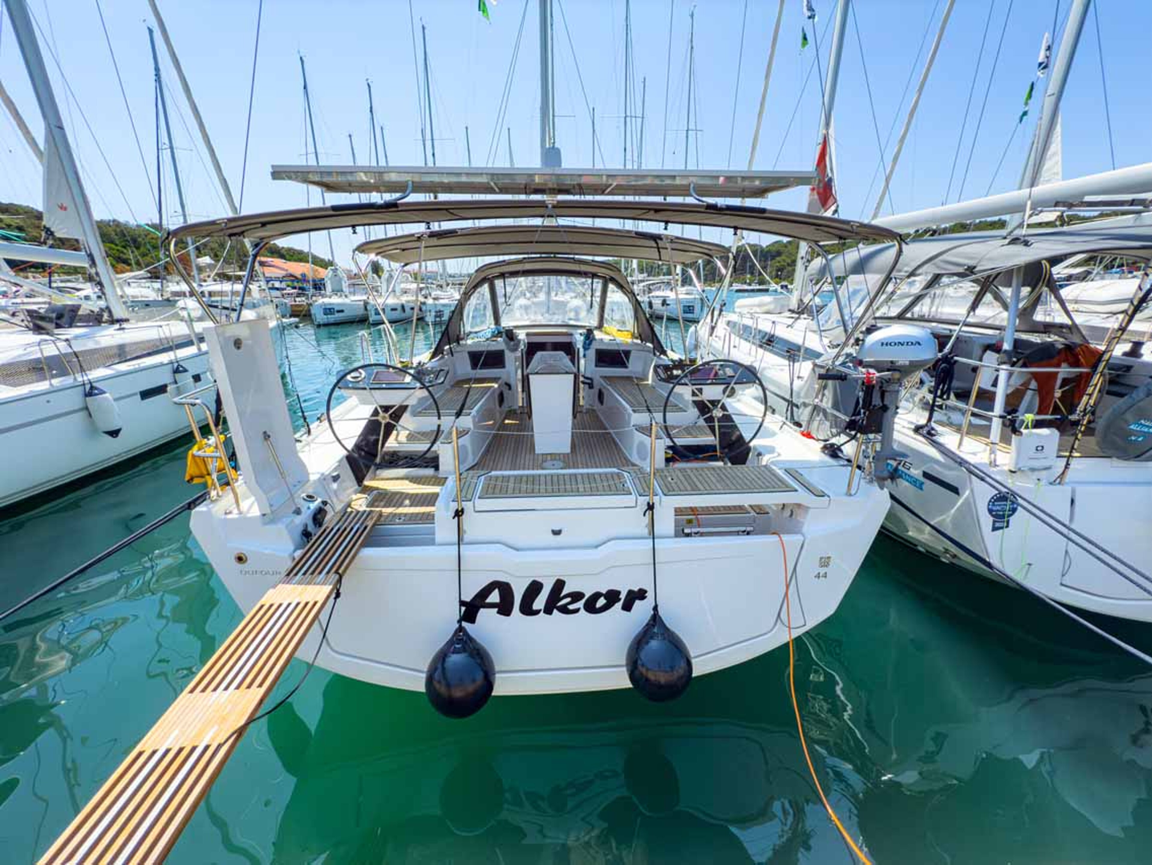 Dufour 44 - 4 cab Alkor
