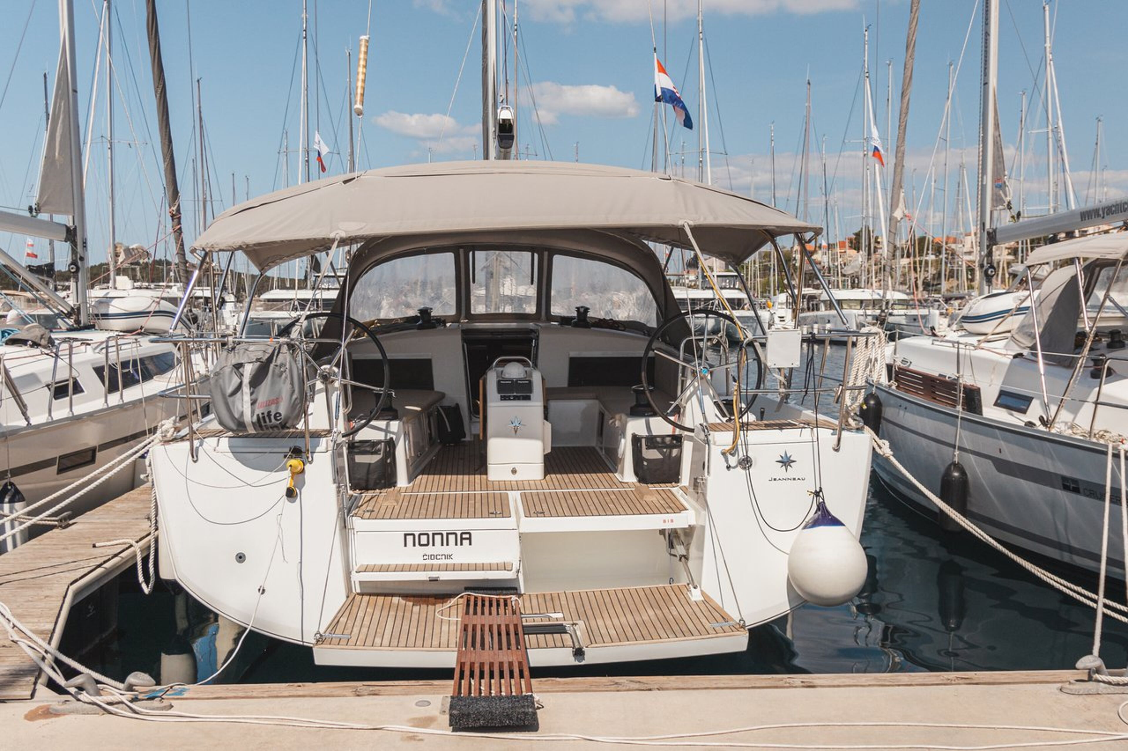 Sun Odyssey 490 - 5 + 1 cab. Nonna
