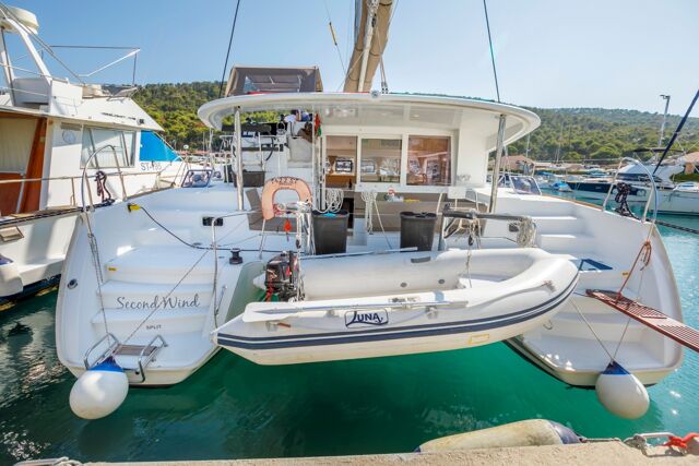 Lagoon 400 S2 - 4 + 2 cab. Second Wind