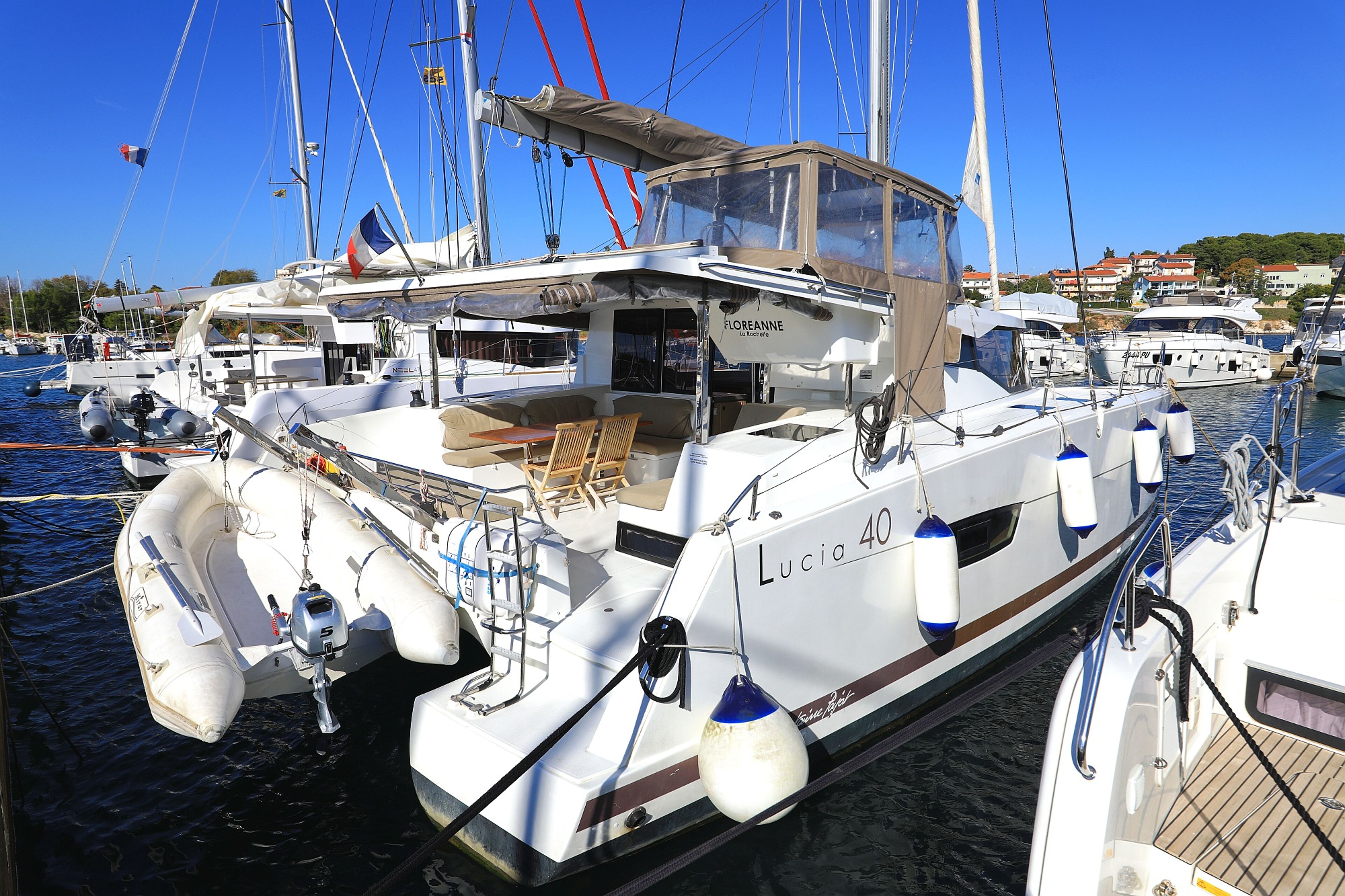 Fountaine Pajot Lucia 40 - 3 cab. Floreanne