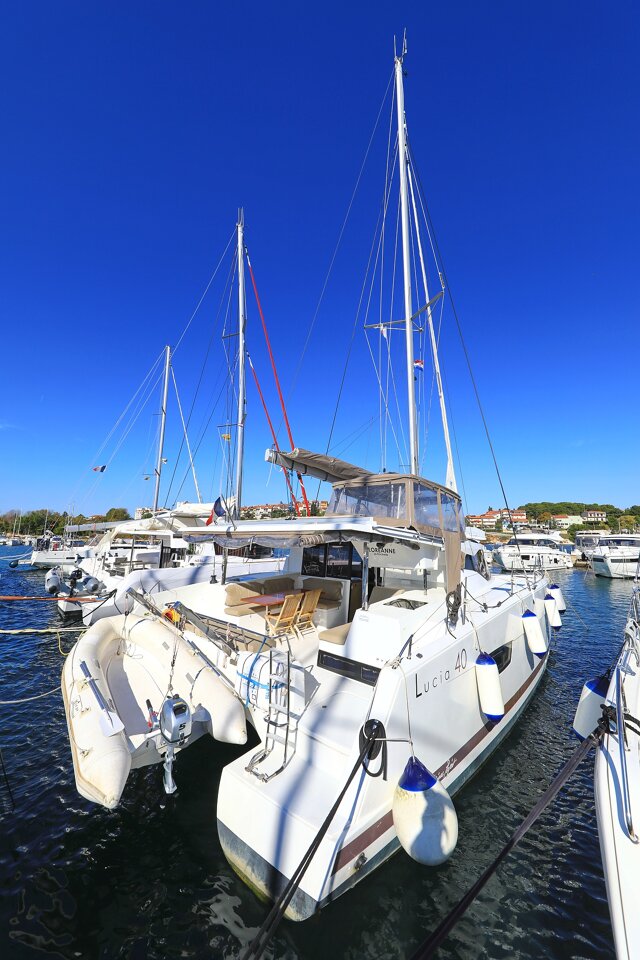 Fountaine Pajot Lucia 40 - 3 cab. Floreanne