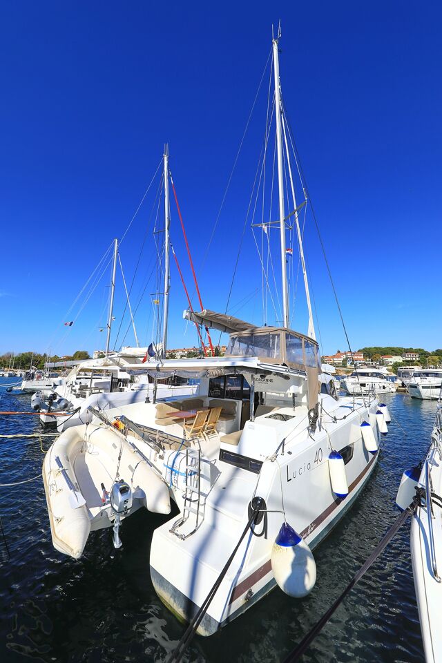 Fountaine Pajot Lucia 40 - 3 cab. Floreanne