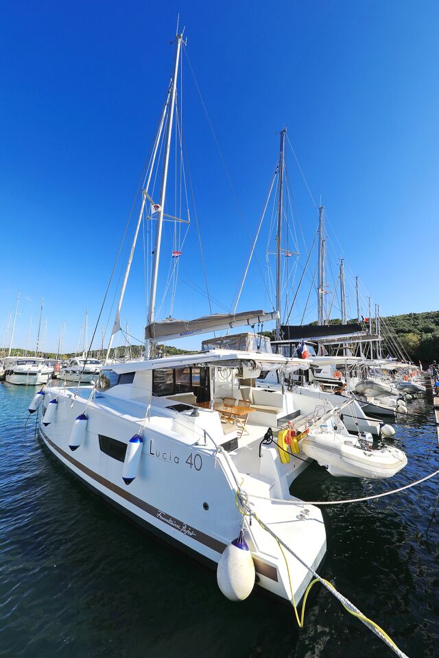 Fountaine Pajot Lucia 40 - 3 cab. Floreanne