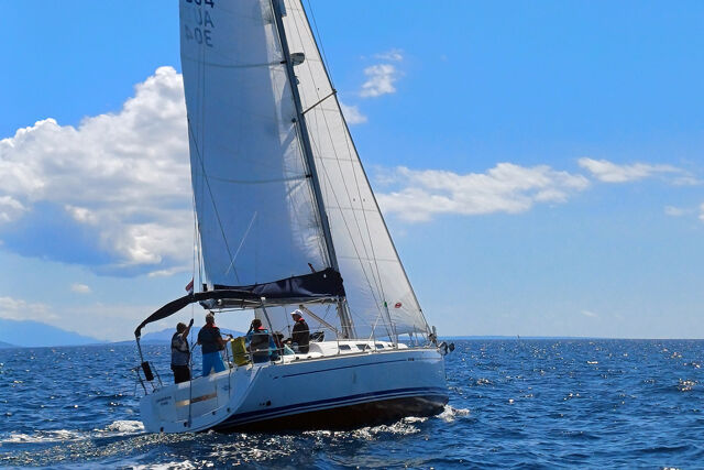 Dufour 44 - 4 cab.* Jonathan Pink