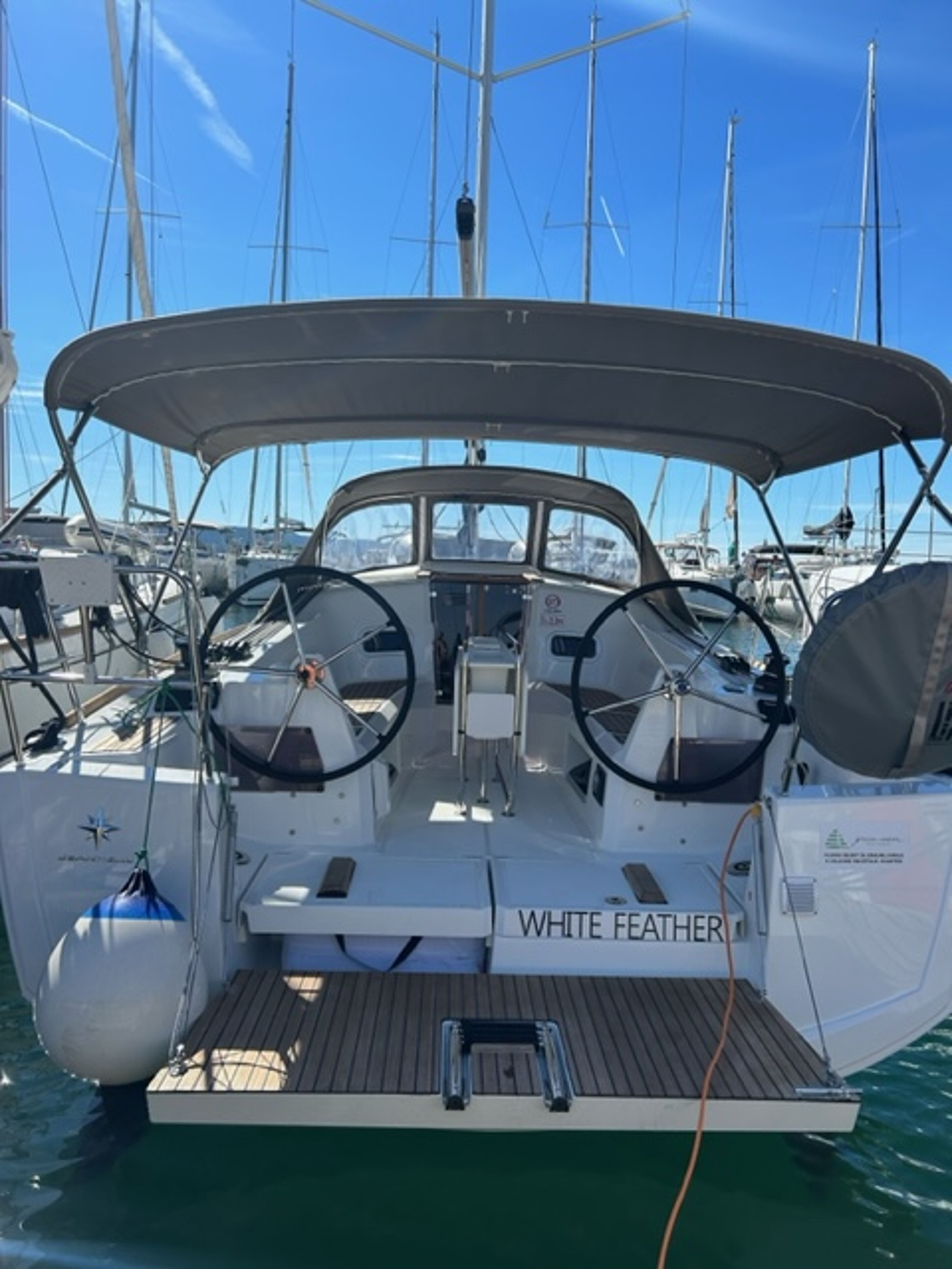 Sun Odyssey 349 White Feather