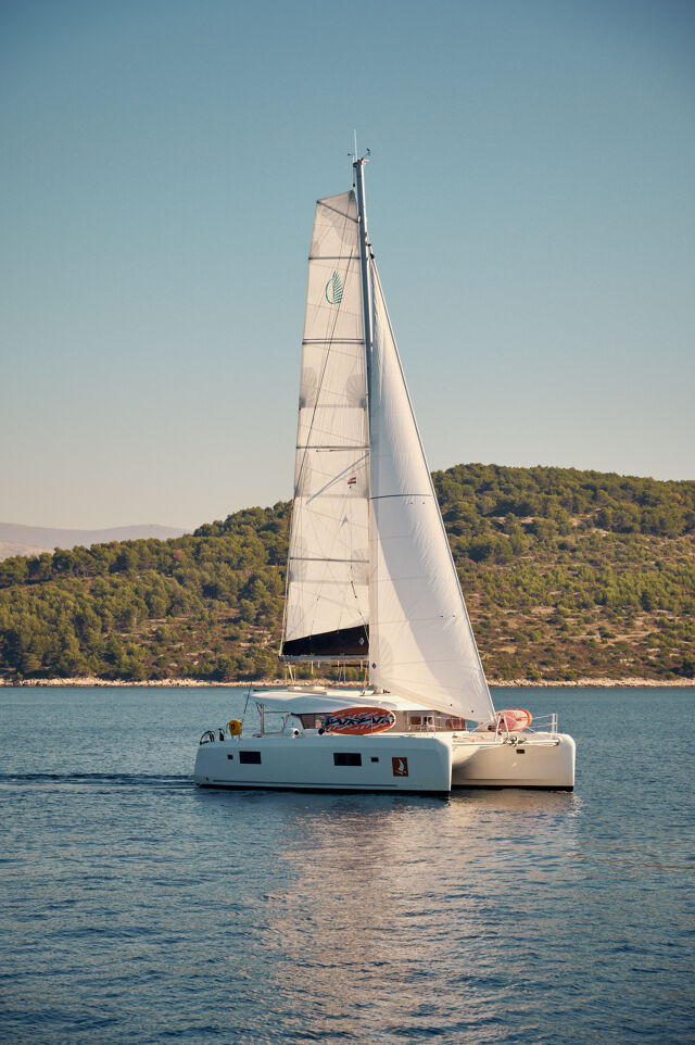 Lagoon 42 - 4 + 2 cab. Katharina