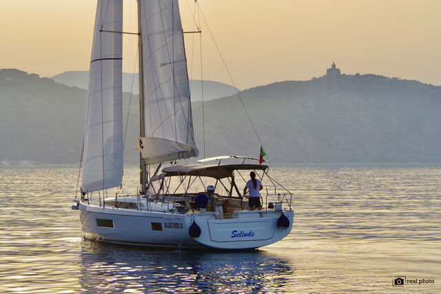 Oceanis 51.1 - 5 + 1 cab. Selinde
