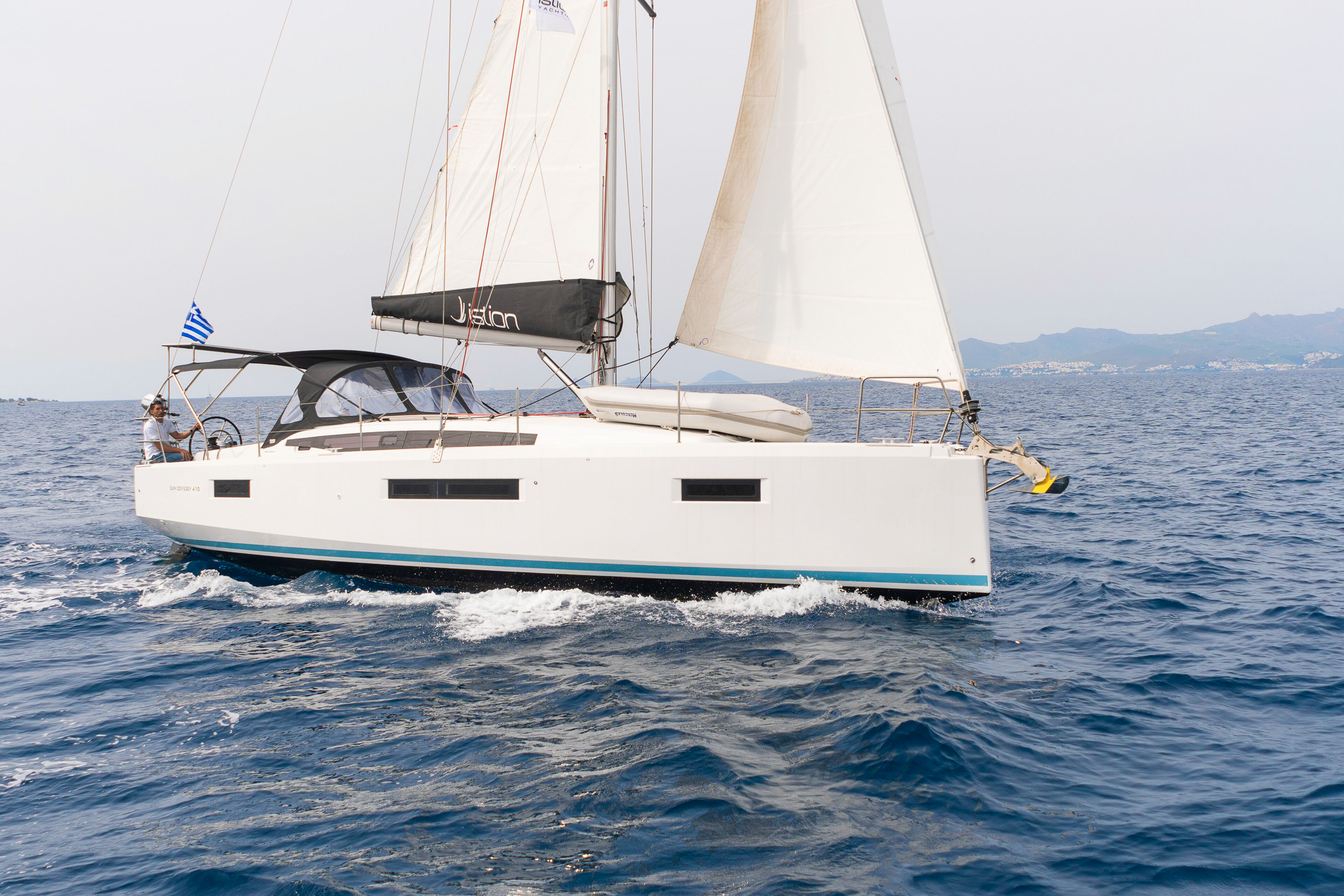 Sun Odyssey 410 - 3 cab. Henry Every