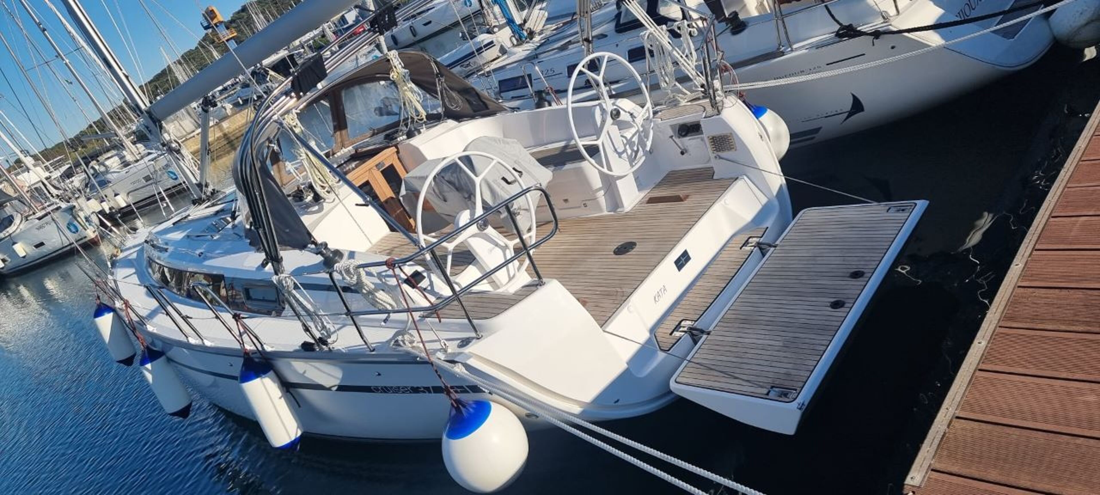 Bavaria Cruiser 37 - 2 cab. Kata