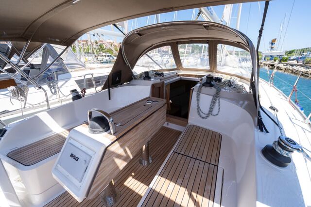 Bavaria Cruiser 37 - 2 cab. Kata