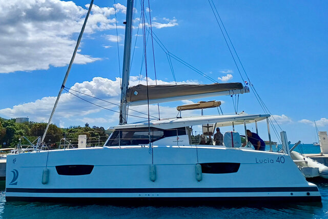 Fountaine Pajot Lucia 40 - 4 cab. Luce