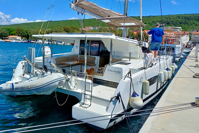 Fountaine Pajot Lucia 40 - 4 cab. Stella Luna