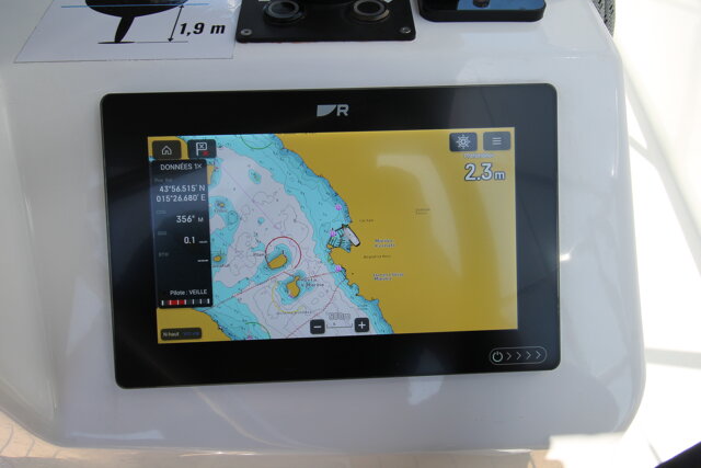 Sun Odyssey 410 - 3 cab. Bona Res