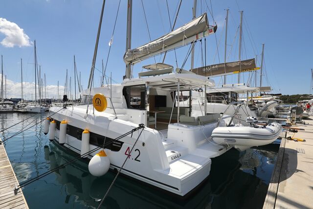 Bali 4.2 - 4 + 1 cab. Kamla