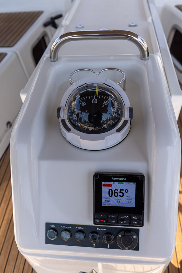Sun Odyssey 410 - 3 cab. Lumina