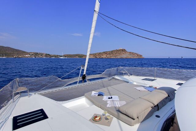 Fountaine Pajot Tanna 47 - 5 + 1 cab. Helidoni