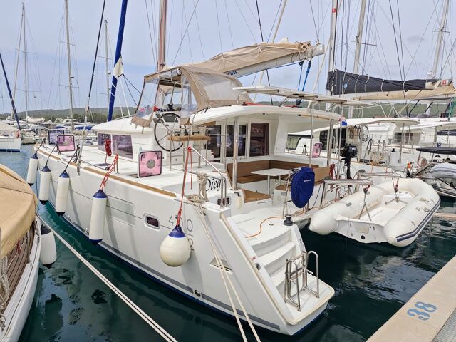 Lagoon 400 S2 - 4 + 2 cab. Diego
