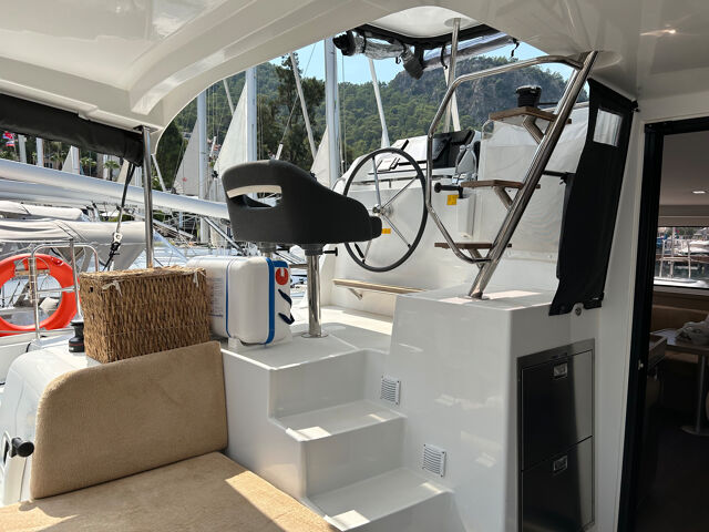 Lagoon 42 - 4 + 1 cab. Kami
