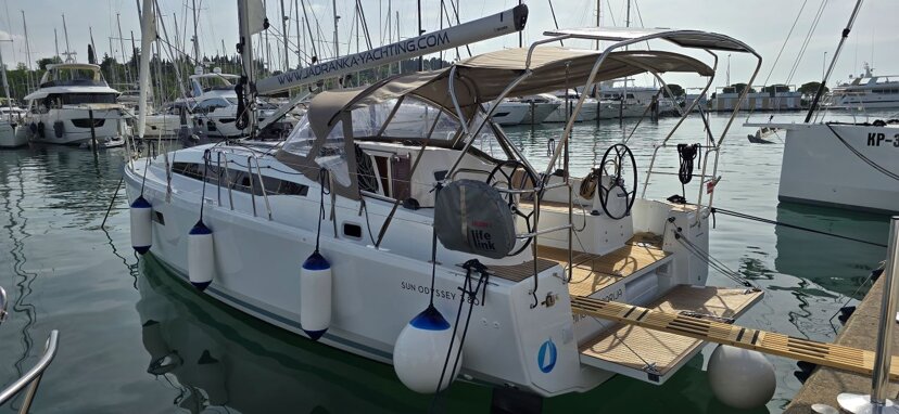 Sun Odyssey 380 - 3 cab. Princess Marija