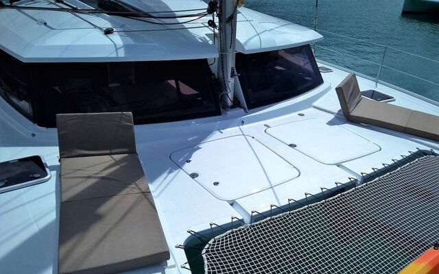 Helia 44 - 4 + 2 cab. Knyps