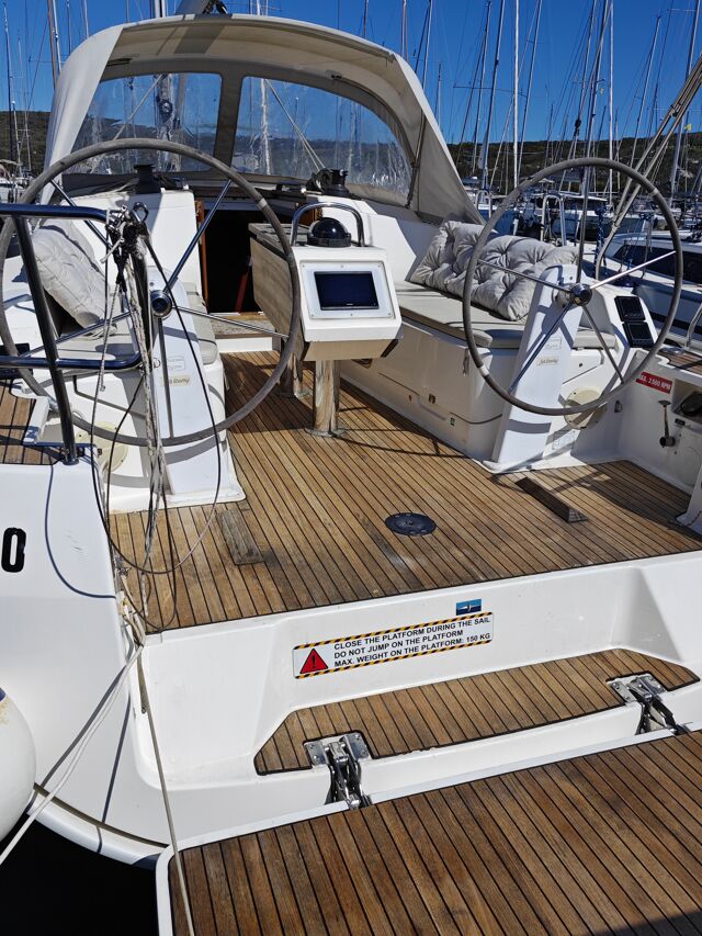 Bavaria Cruiser 37 - 3 cab. Jugo