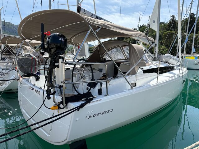 Sun Odyssey 350 - 3 cab. Star Kiss