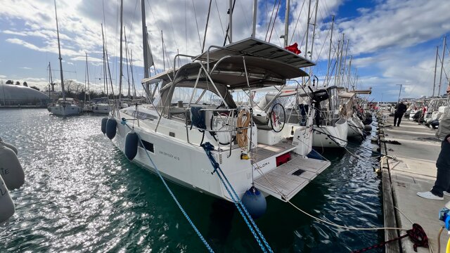 Sun Odyssey 410 - 3 cab. Pelora