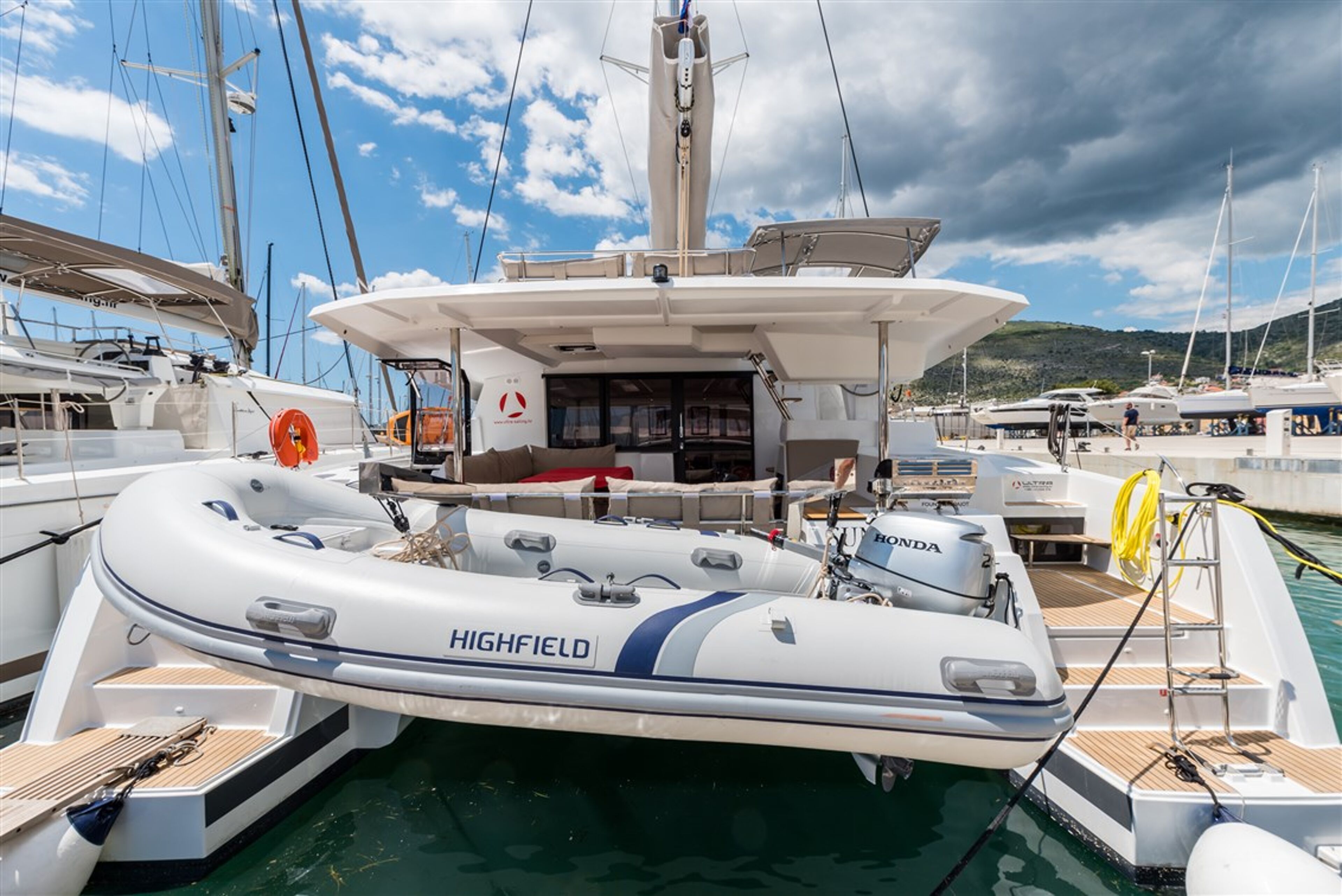 Fountaine Pajot Saona 47 Quintet - 5 + 1 cab. Sunny Wave