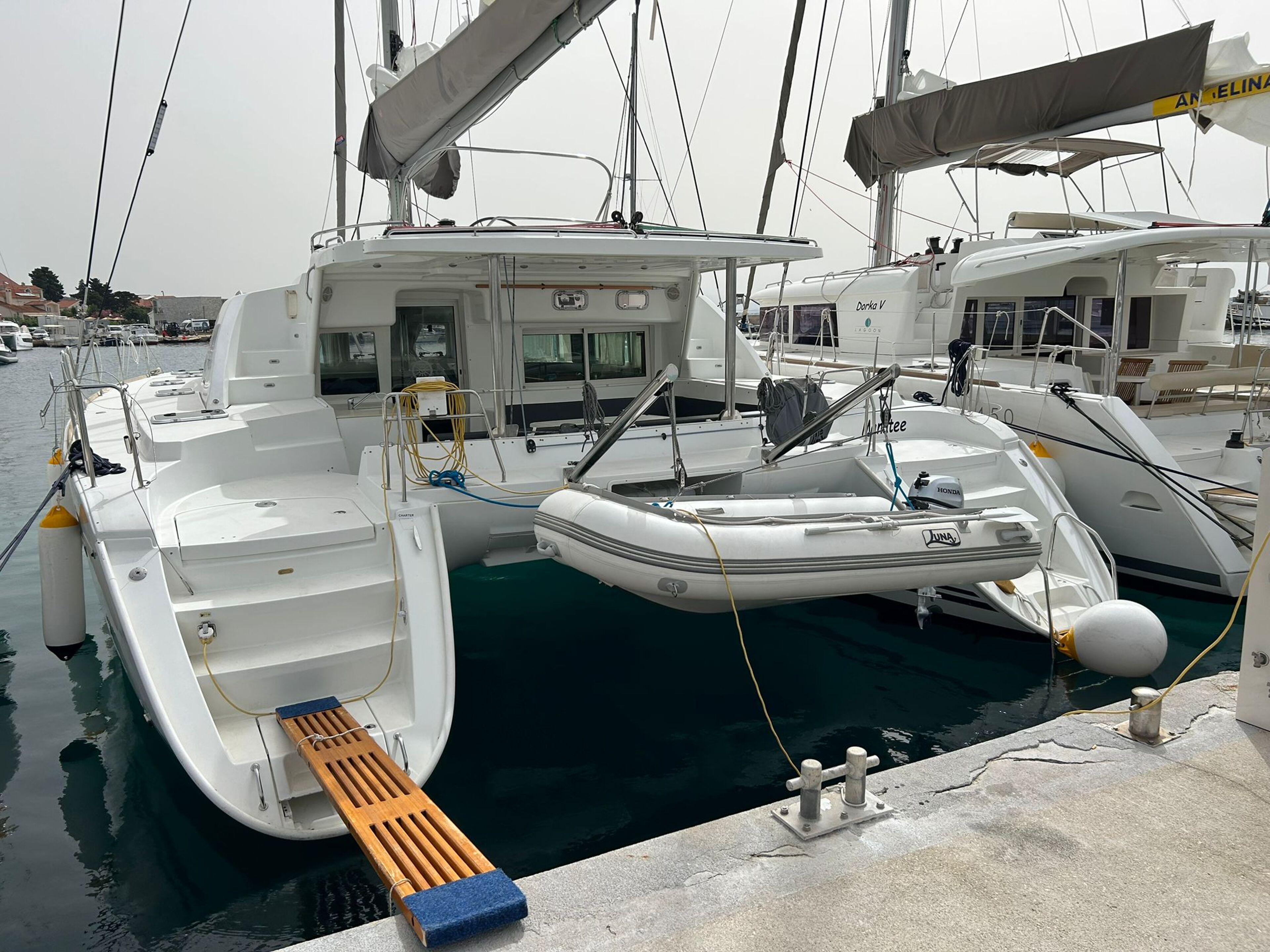 Lagoon 440 - 4 cab. Manatee