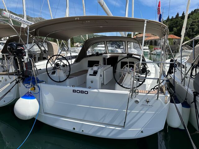 Sun Odyssey 410 - 3 cab. Bobo